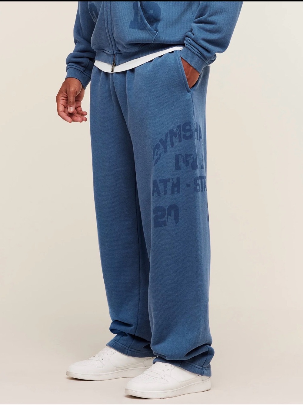 Gymshark Men’s Collegiate Washed Wide Leg Jogger - Large